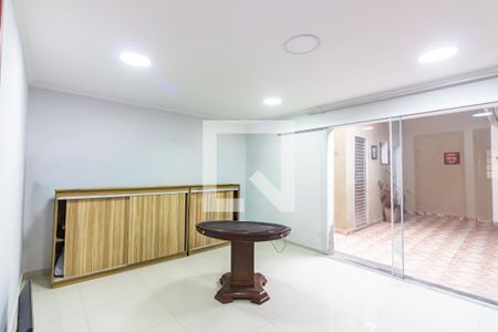 Suíte  de casa à venda com 4 quartos, 234m² em Quitaúna, Osasco