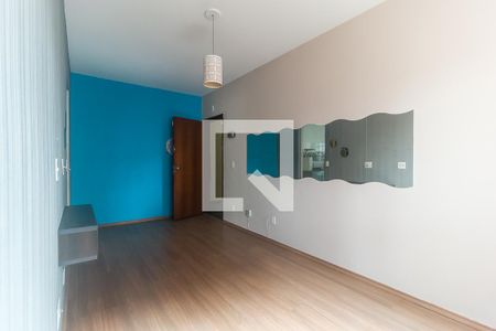 Sala de apartamento para alugar com 2 quartos, 60m² em Nova Mogilar, Mogi das Cruzes