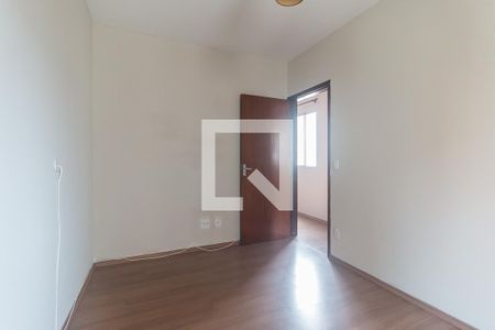 Quarto 1 de apartamento para alugar com 2 quartos, 60m² em Nova Mogilar, Mogi das Cruzes