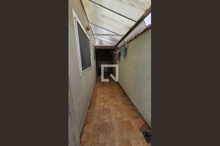 Corredor de casa de condomínio para alugar com 2 quartos, 50m² em Parque das Americas, Praia Grande