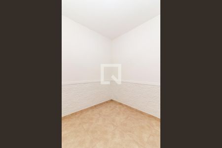 Quarto de casa para alugar com 2 quartos, 120m² em Bangu, Rio de Janeiro