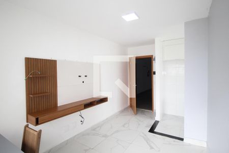 Sala de apartamento à venda com 2 quartos, 45m² em Costa E Silva, Porto Alegre