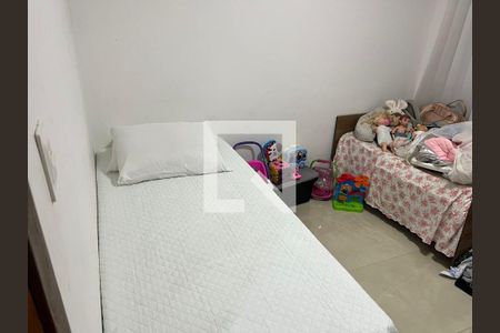 Quarto  de casa à venda com 3 quartos, 360m² em São Cosme de Baixo (São Benedito), Belo Horizonte