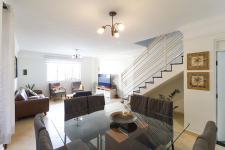 Casa para alugar com 2 quartos, 117m² em Vila Nilo, São Paulo