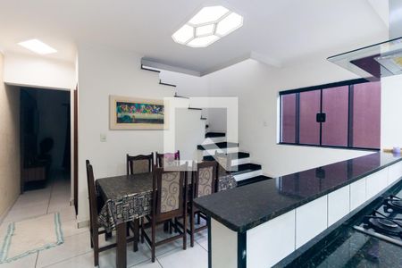 Cozinha/Copa de casa à venda com 3 quartos, 312m² em Jardim Clara Regina, São Paulo