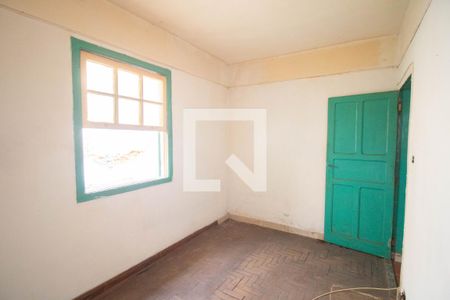 QUARTO 2 de casa à venda com 2 quartos, 240m² em Vila Vitorio Mazzei, São Paulo