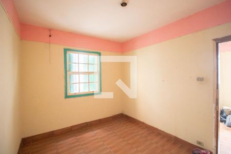 QUARTO 1 de casa à venda com 2 quartos, 240m² em Vila Vitorio Mazzei, São Paulo