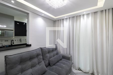 Sala e Cozinha de apartamento à venda com 2 quartos, 47m² em Jardim Santa Teresinha, São Paulo