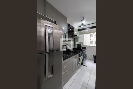 Cozinha e Área de Serviço de apartamento à venda com 2 quartos, 47m² em Jardim Santa Teresinha, São Paulo