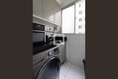 Cozinha e Área de Serviço de apartamento à venda com 2 quartos, 47m² em Jardim Santa Teresinha, São Paulo