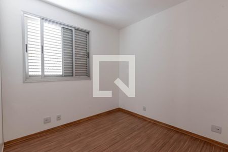 Quarto 2 de apartamento à venda com 4 quartos, 136m² em Buritis, Belo Horizonte