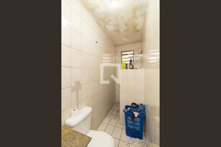 Banheiro de casa à venda com 2 quartos, 175m² em Conjunto Habitacional A. E. Carvalho, São Paulo