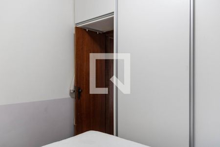 Suíte de apartamento à venda com 2 quartos, 65m² em Estoril, Belo Horizonte