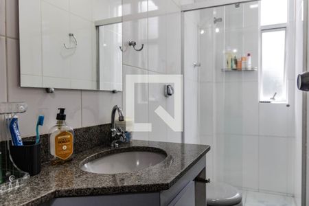 Banheiro da Suíte de apartamento à venda com 2 quartos, 65m² em Estoril, Belo Horizonte