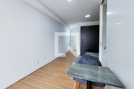 Sala de kitnet/studio à venda com 1 quarto, 40m² em Imperial de São Cristóvão, Rio de Janeiro