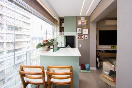 Apartamento à venda com 2 quartos, 69m² em Jardim das Acacias, São Paulo