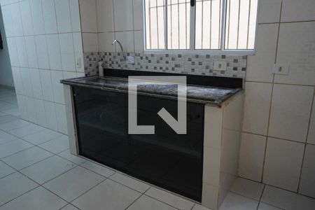 Casa para alugar com 3 quartos, 50m² em Jardim Helena, São Paulo