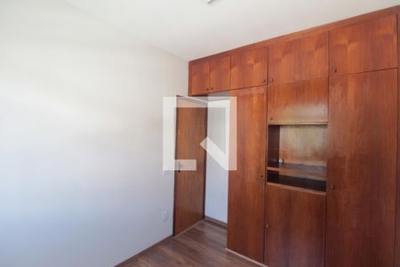 Quarto 1 de apartamento para alugar com 2 quartos, 58m² em Castelo, Belo Horizonte