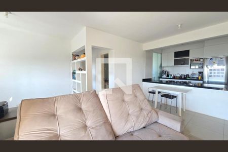 Foto 05 de apartamento à venda com 2 quartos, 77m² em Conjunto Promorar Raposo Tavares, São Paulo