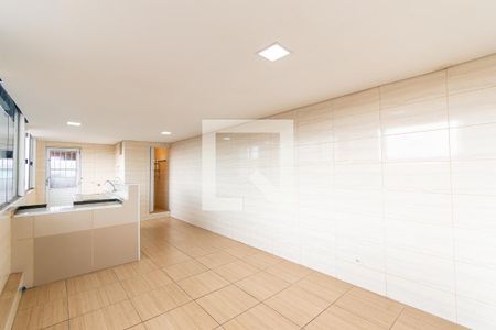 Sala de casa para alugar com 2 quartos, 75m² em Cidade São Mateus, São Paulo