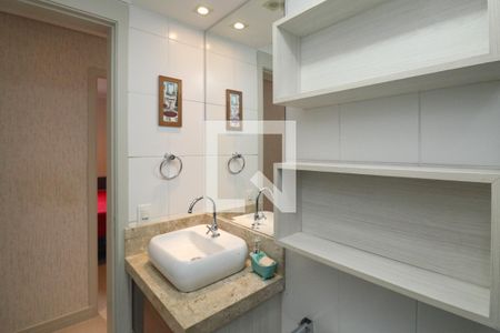 Banheiro 1 de apartamento para alugar com 3 quartos, 64m² em Jardim Modelo, São Paulo