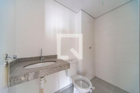 Banheiro  de apartamento à venda com 2 quartos, 46m² em Vila Curuçá, Santo André