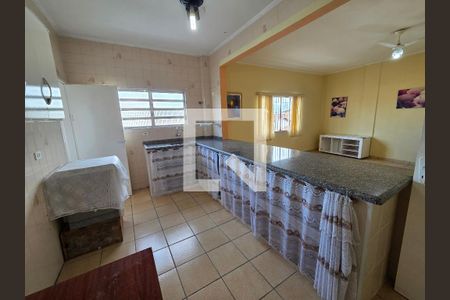 Cozinha de apartamento para alugar com 2 quartos, 82m² em Vila Tupi, Praia Grande