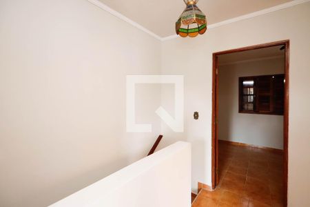 Hall de casa à venda com 4 quartos, 148m² em Vila Nilo, São Paulo