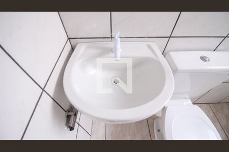 Banheiro de casa para alugar com 1 quarto, 95m² em Jardim Tiete, São Paulo