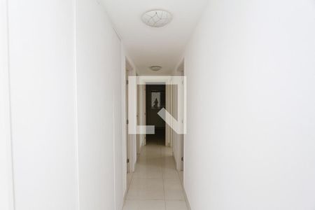 Corredor de apartamento à venda com 4 quartos, 120m² em Caiçaras, Belo Horizonte