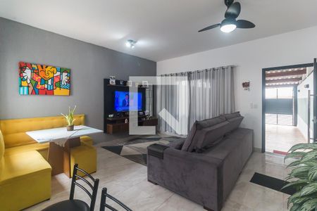 Sala de casa para alugar com 2 quartos, 72m² em Vila Sao Paulo, Mogi das Cruzes