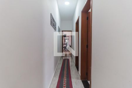 Corredor de casa para alugar com 2 quartos, 72m² em Vila Sao Paulo, Mogi das Cruzes