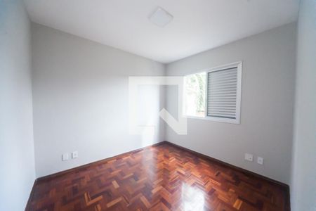 quarto 1 de apartamento à venda com 3 quartos, 100m² em Buritis, Belo Horizonte