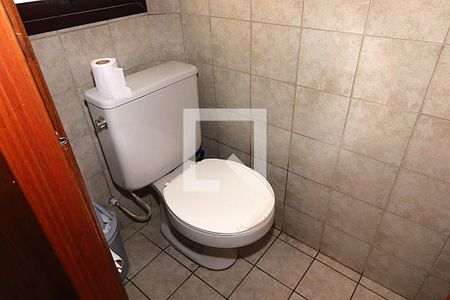 Lavado  de casa à venda com 7 quartos, 300m² em Jardim Itu, Porto Alegre