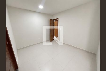 Sala 2 de casa para alugar com 8 quartos, 461m² em Bento Ribeiro, Rio de Janeiro