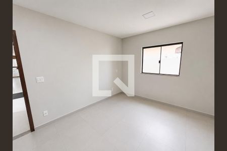 Sala 2 de casa para alugar com 8 quartos, 461m² em Bento Ribeiro, Rio de Janeiro
