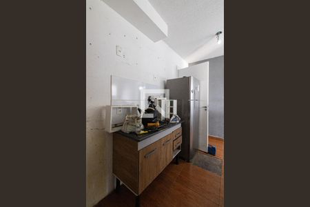 Sala/Cozinha/Área de Serviço  de apartamento para alugar com 2 quartos, 34m² em Guaianases, São Paulo