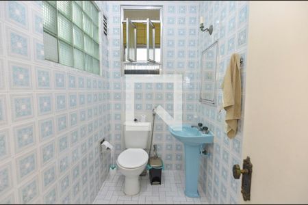 Lavabo de apartamento para alugar com 3 quartos, 110m² em Tijuca, Rio de Janeiro