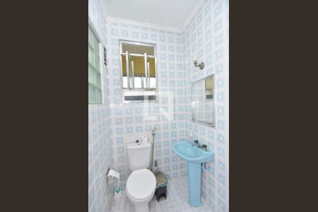 Lavabo de apartamento para alugar com 3 quartos, 110m² em Tijuca, Rio de Janeiro