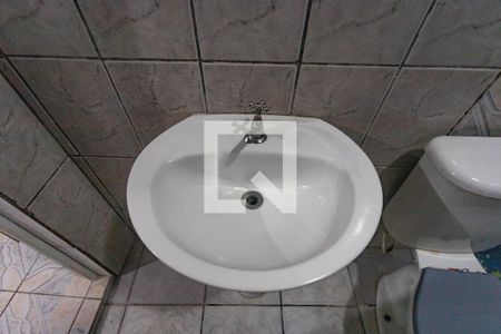Banheiro  de casa para alugar com 1 quarto, 25m² em Vila Missionaria, São Paulo