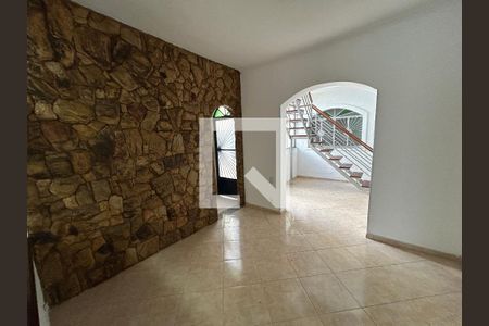 Casa à venda com 4 quartos, 327m² em Vila Valqueire, Rio de Janeiro