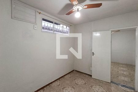 Quarto 1 de casa para alugar com 2 quartos, 82m² em Senador Vasconcelos, Rio de Janeiro
