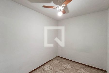 Quarto 2 de casa para alugar com 2 quartos, 82m² em Senador Vasconcelos, Rio de Janeiro