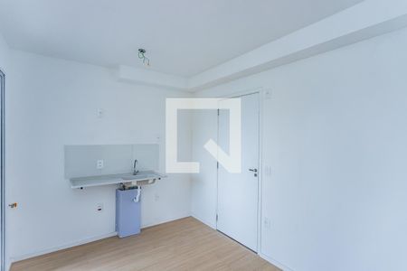 Sala e cozinha de apartamento para alugar com 1 quarto, 32m² em Jardim Jaragua (sao Domingos), São Paulo