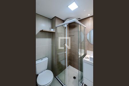 Banheiro de kitnet/studio para alugar com 1 quarto, 28m² em Mooca, São Paulo