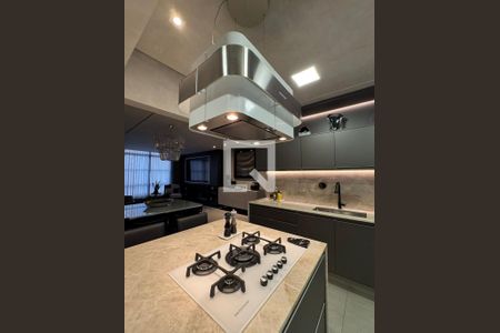 Cozinha de apartamento à venda com 2 quartos, 158m² em Vila Itapura, Campinas
