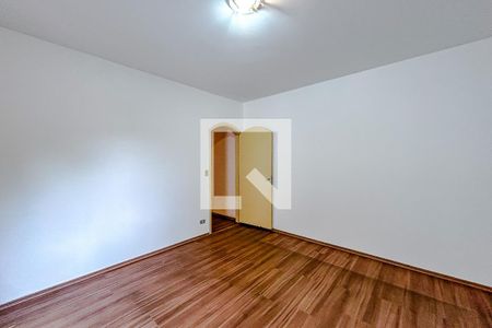 Quarto 1 de casa para alugar com 3 quartos, 130m² em Vila Esperança, São Paulo