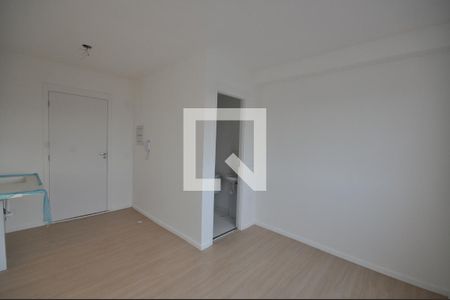 Sala/Quarto de kitnet/studio para alugar com 1 quarto, 20m² em Vila Nilo, São Paulo