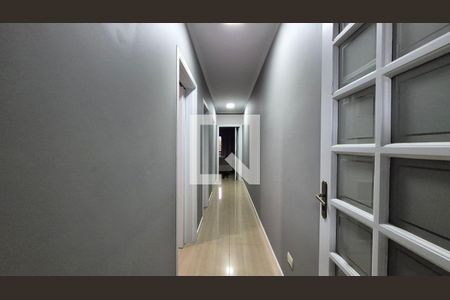Corredor  de apartamento à venda com 3 quartos, 118m² em Paraíso, Santo André