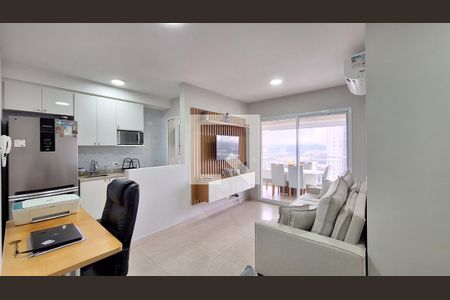 Sala/Cozinha de apartamento à venda com 2 quartos, 60m² em Vila Anastácio, São Paulo